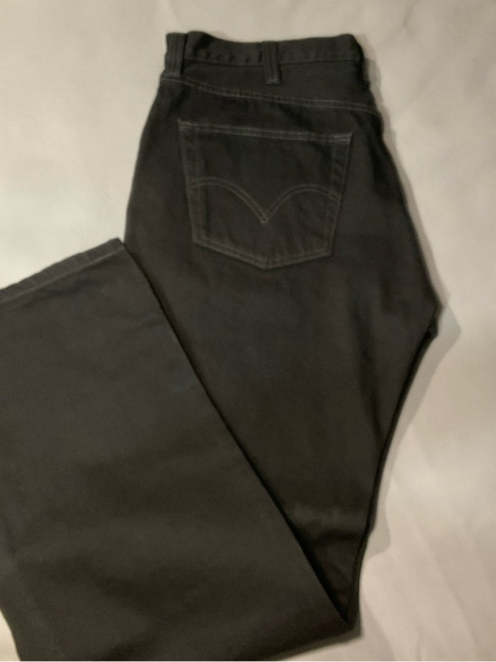 Levi's Men's Black Bootcut Jeans with Red Tab - Picture 5 of 9